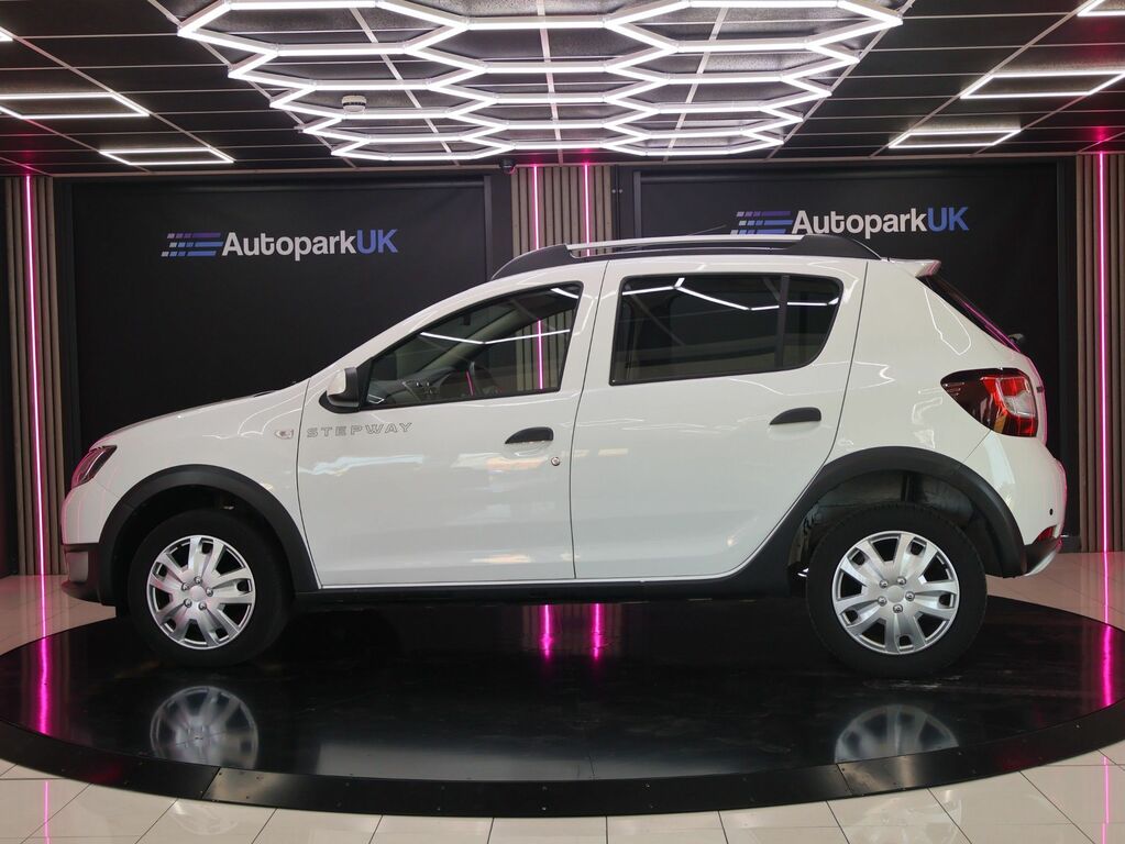Dacia Sandero Stepway 2016 1.5 Dci Laureate Hatchback PX66YTS White #6