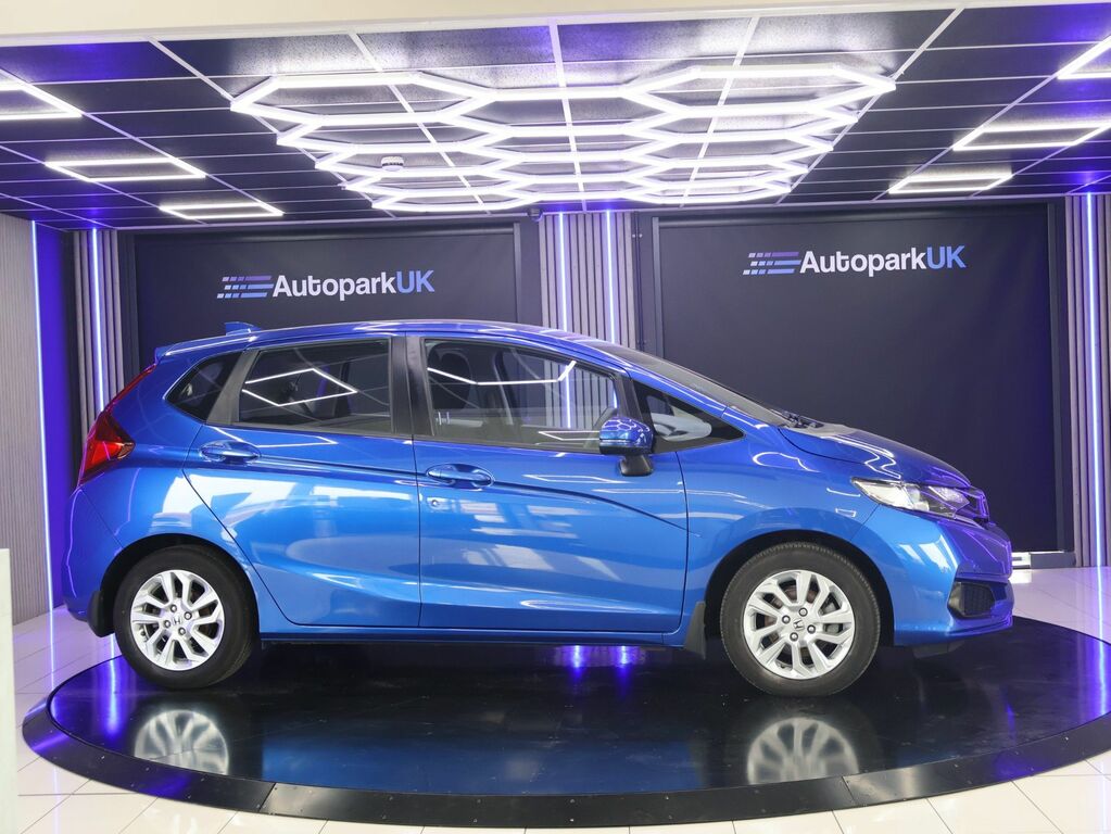 Honda Jazz 2019 1.3 I-vtec Se Hatchback Eur FX19UCM Blue #2
