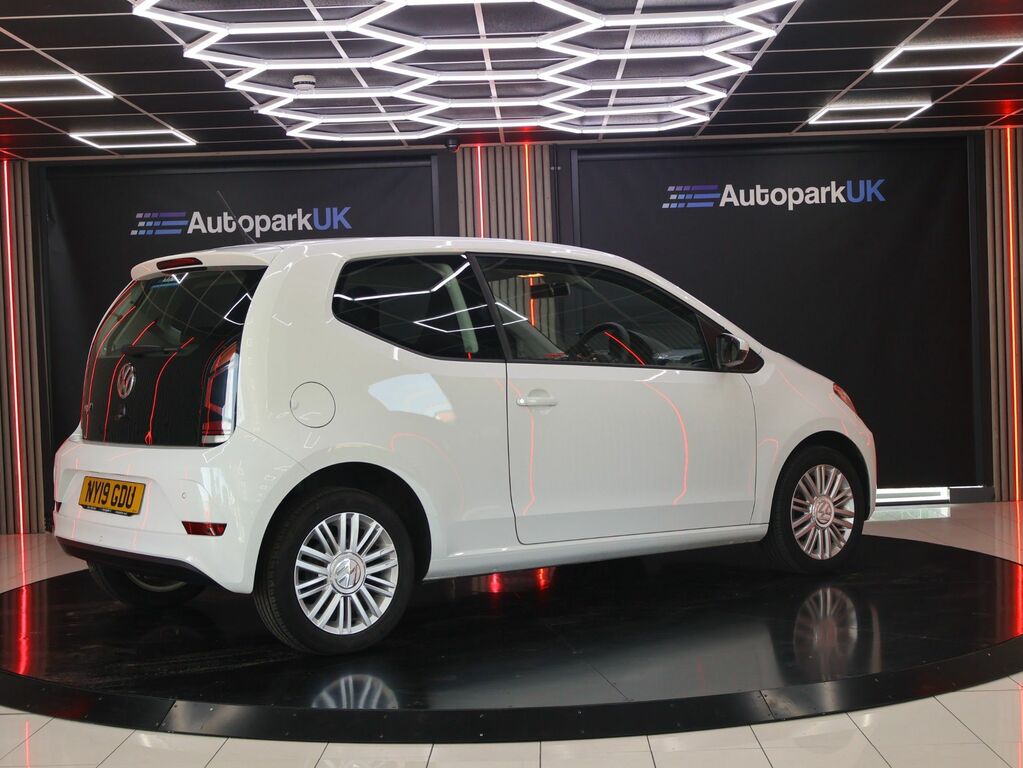 Volkswagen Up 2019 1.0 Move Up Tech Edition Hatchback Petro White #3
