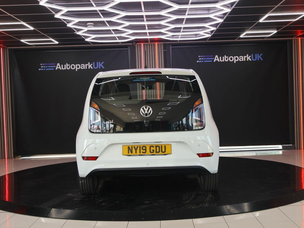 Volkswagen Up 2019 1.0 Move Up Tech Edition Hatchback Petro White #4