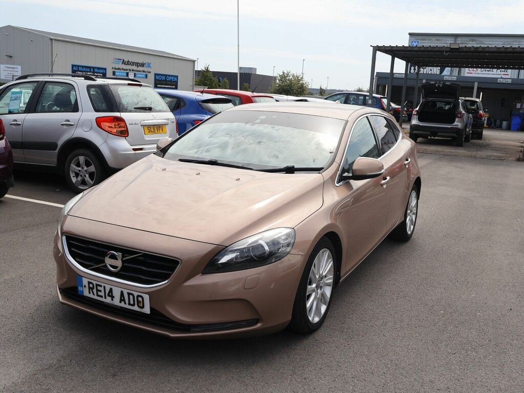 Volvo V40 2014 1.6 D2 Se Lux Nav Hatchback RE14ADO Brown #2