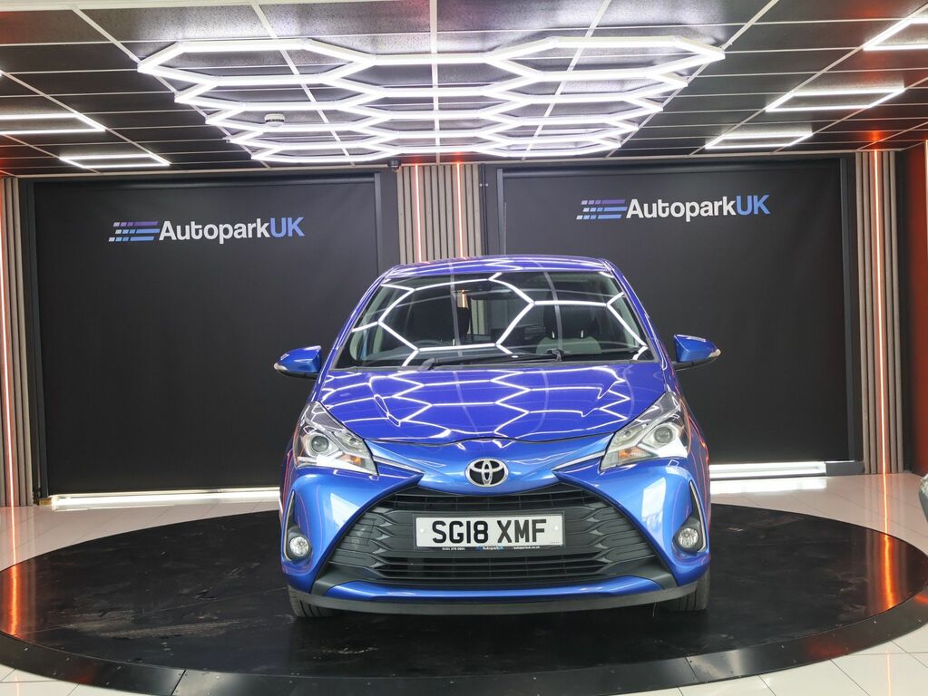 Toyota Yaris Excel White #8