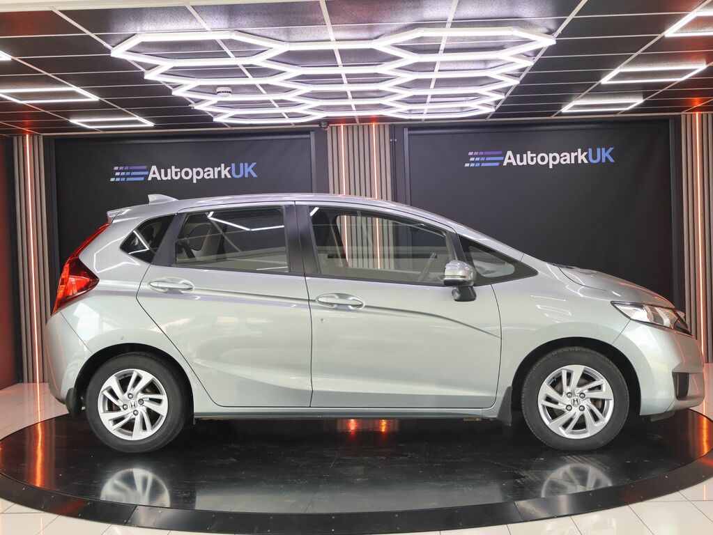 Honda Jazz 2016 1.3 I-vtec Se Hatchback Eur SP66OAS Silver #2