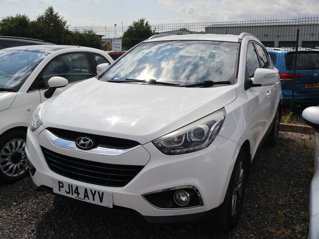 Hyundai Ix35 2014 1.7 Crdi Se Suv Euro 5 Ss White #2