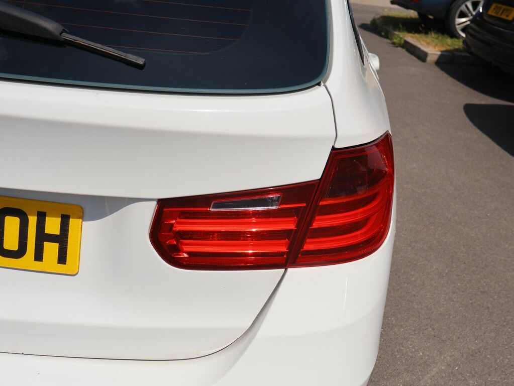 BMW 3 Series 318D Luxury Step White #9