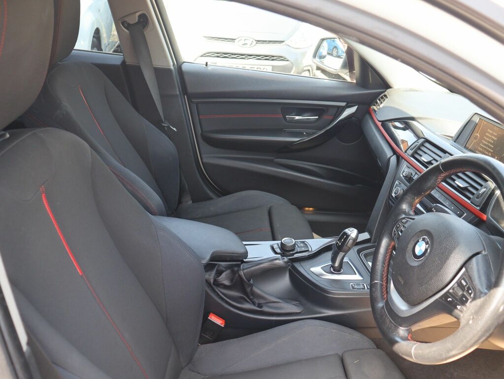 BMW 3 Series 318D Luxury Step White #20