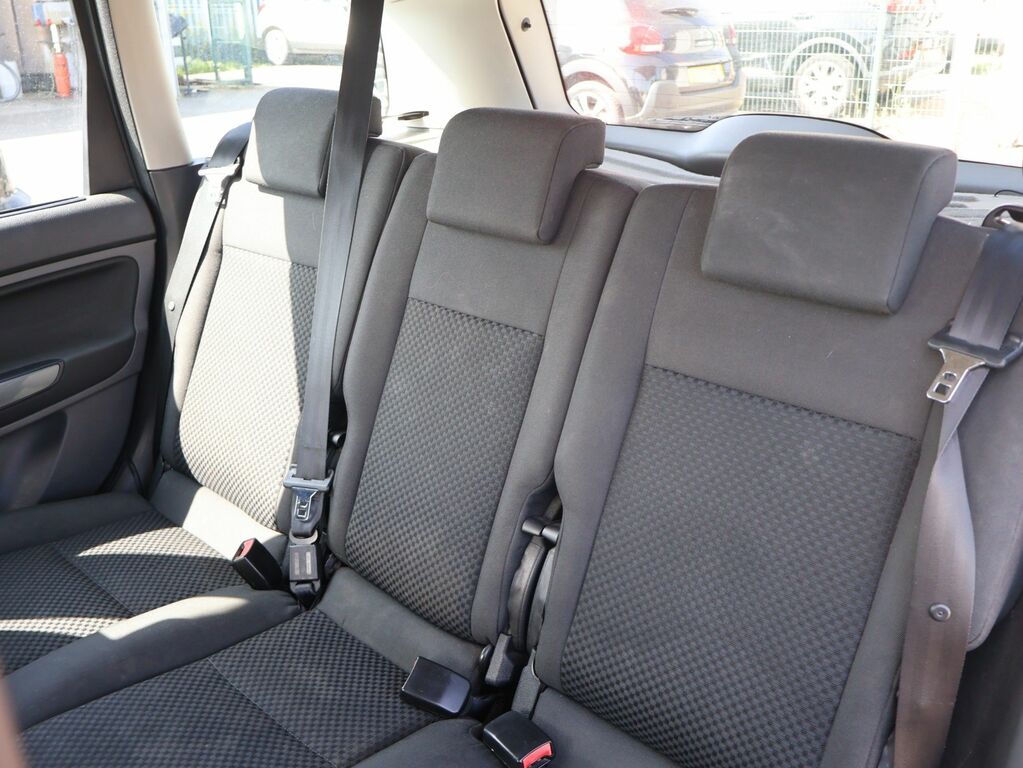 Ford C-Max Mpv Zetec 1.6 Turbo 200909 Red #22
