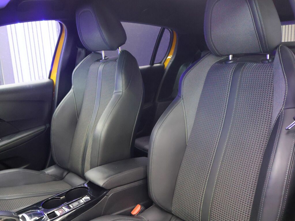 Peugeot 208 208 Active Puretech Ss Yellow #17