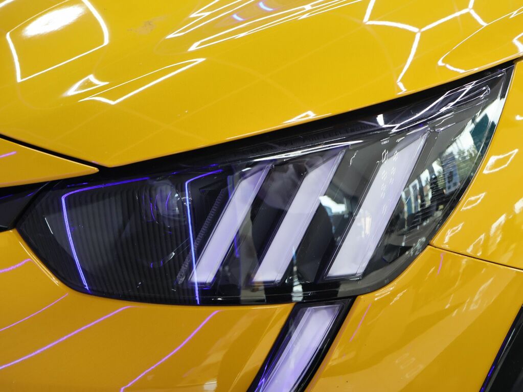Peugeot 208 208 Active Puretech Ss Yellow #10