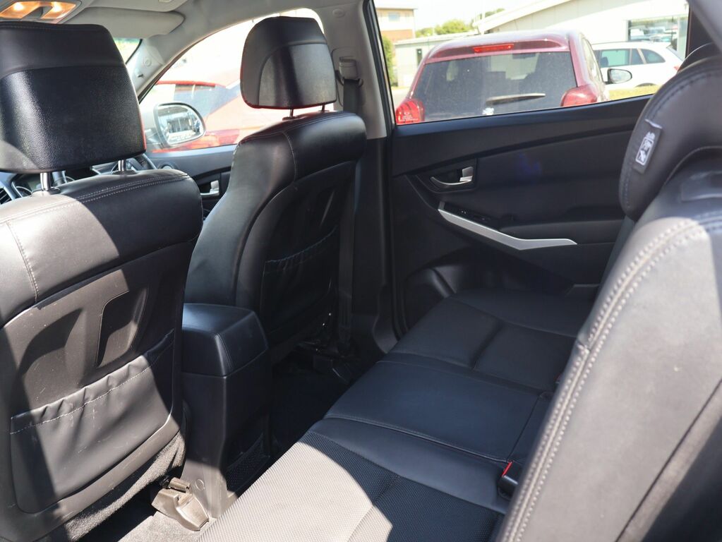 SsangYong Korando 2.0 149 Se Black #16
