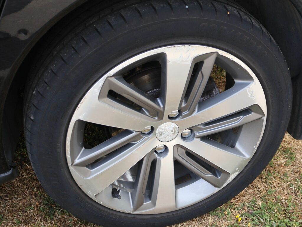 Peugeot 3008 Active Blue Hdi Grey #14