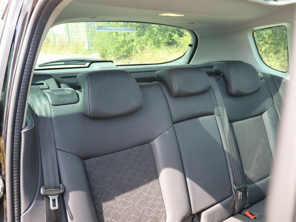 Peugeot 3008 Active Blue Hdi Grey #19