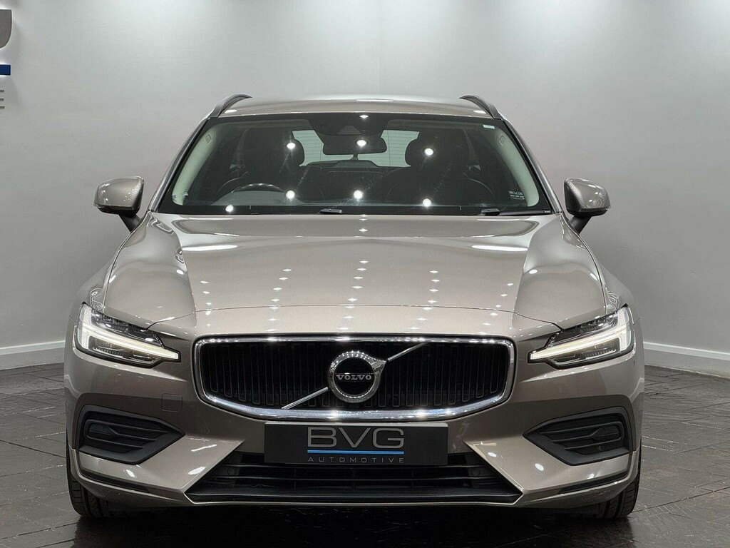 Volvo V60 2.0 D3 Momentum Plus Euro 6 Ss Grey #2