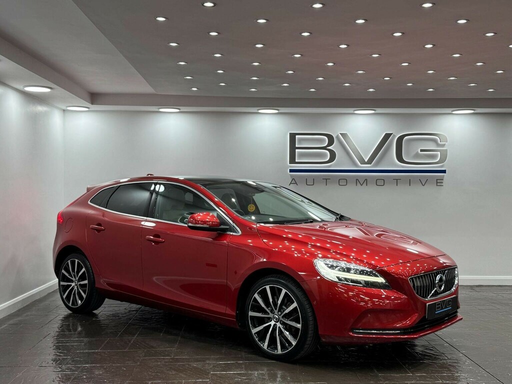 Volvo V40 Hatchback 2.0 D3 Inscription Euro 6 Ss Red