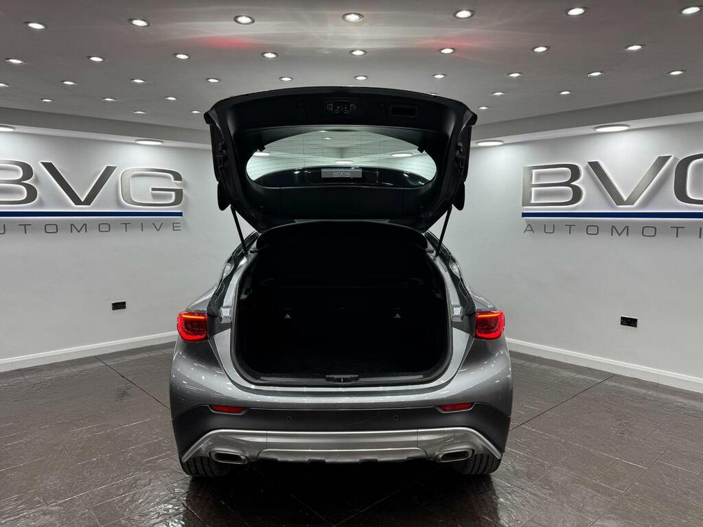 Infiniti QX30 2.1 Luxe Tech D 168 Bhp Black #41