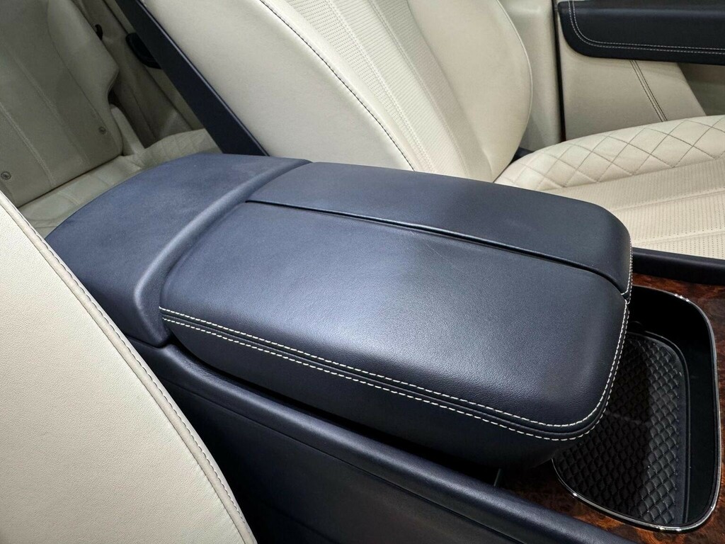 Bentley Bentayga Petrol #21