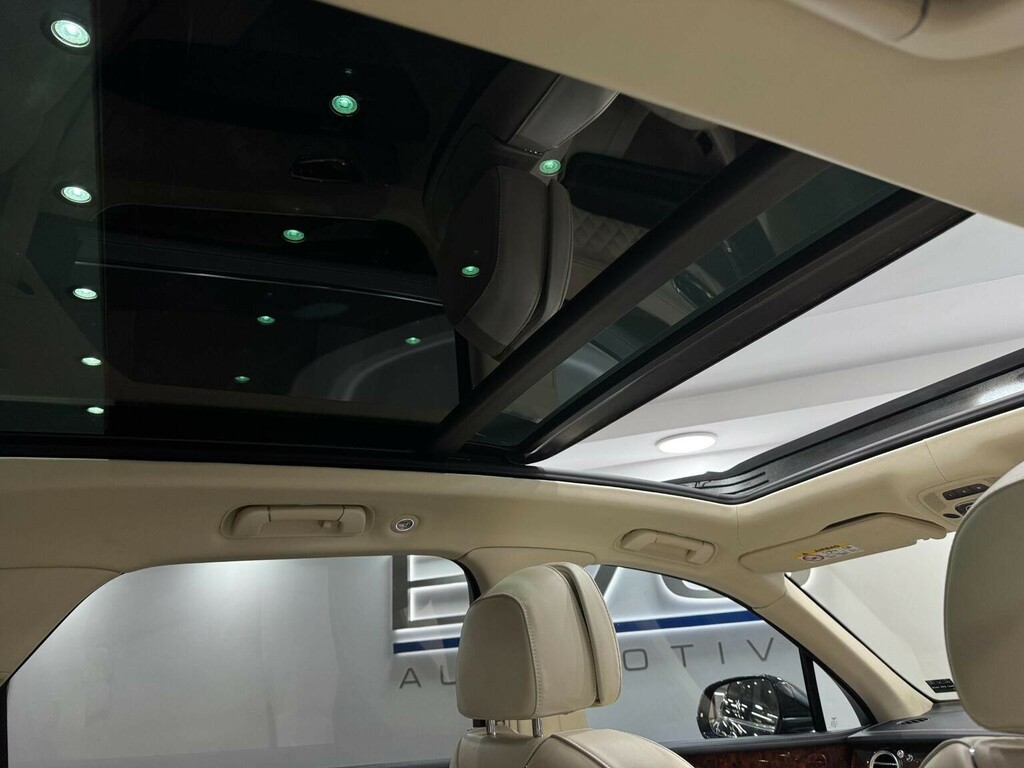 Bentley Bentayga Petrol #41