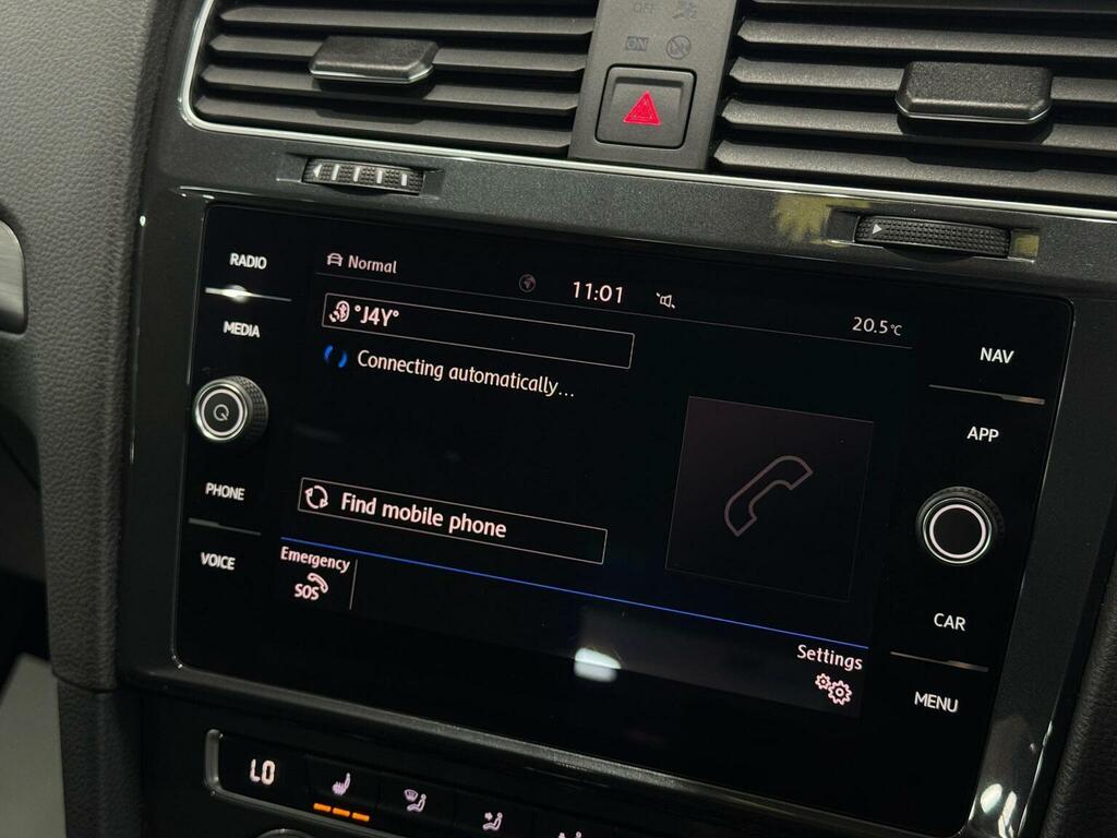 Volkswagen e-Golf E-golf 135 Bhp 8In Sat Nav, Apple Carplay And White #28