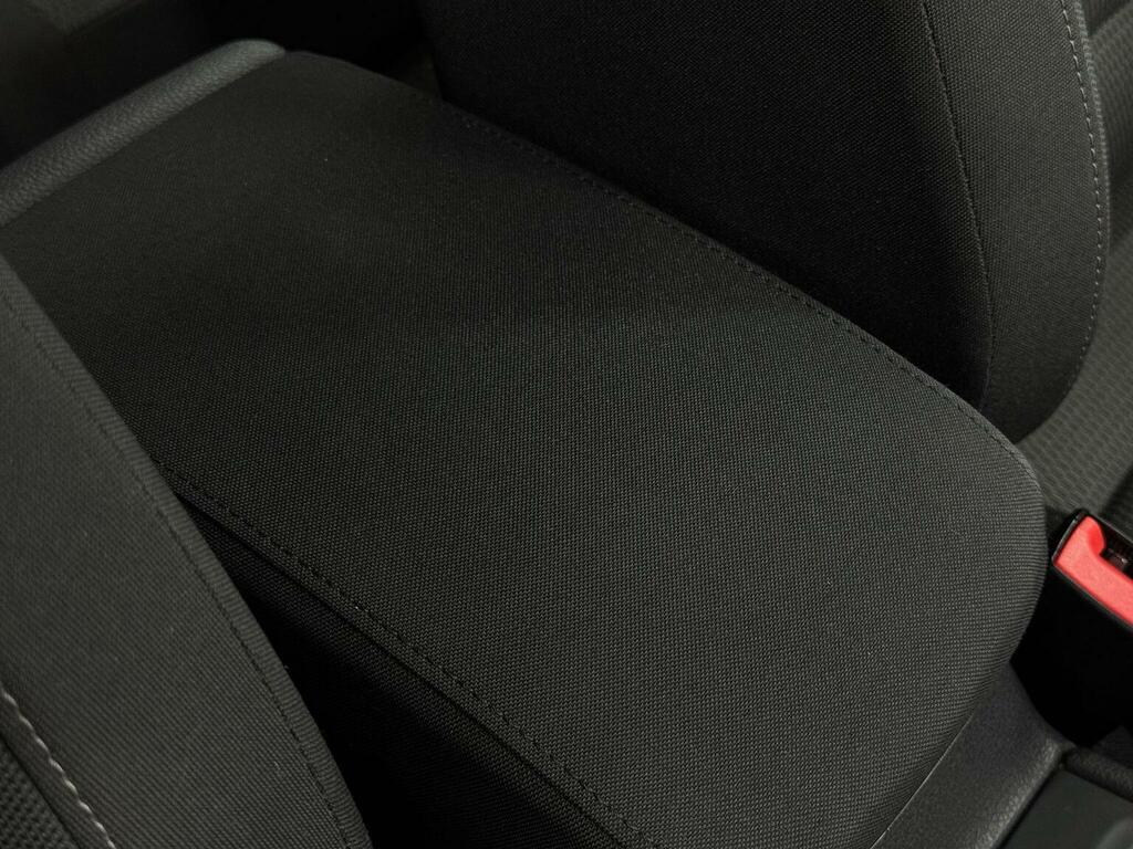 Volkswagen e-Golf E-golf 135 Bhp 8In Sat Nav, Apple Carplay And White #34