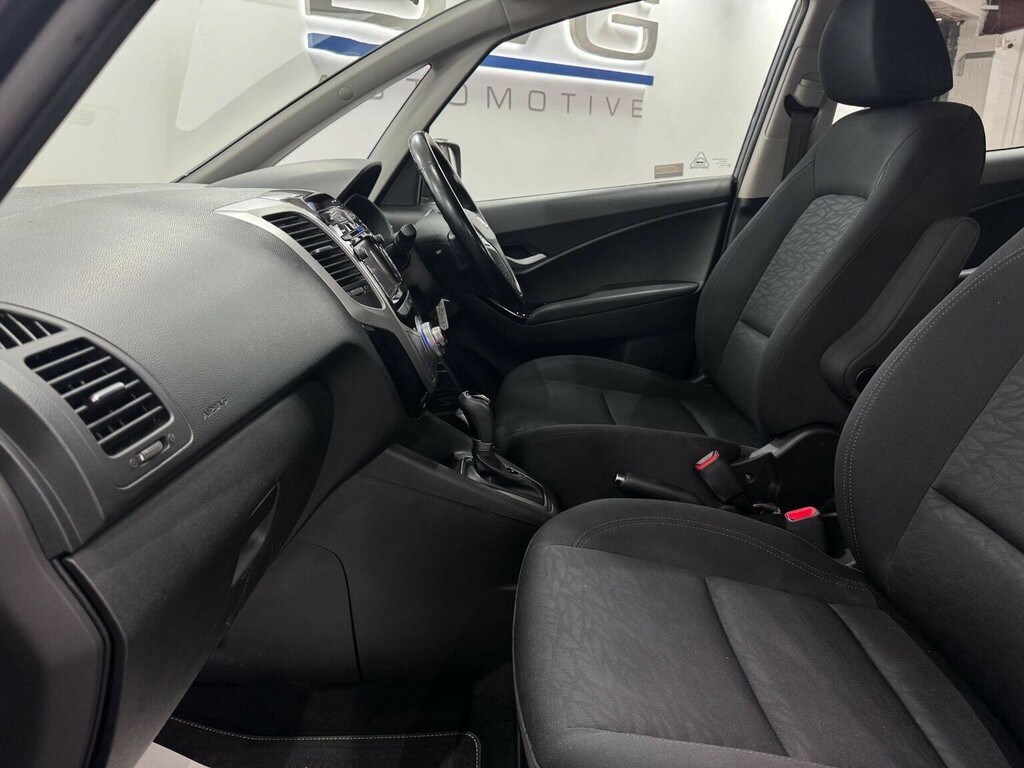 Hyundai Ix20 Ix20 Se Nav Mpi Silver #31