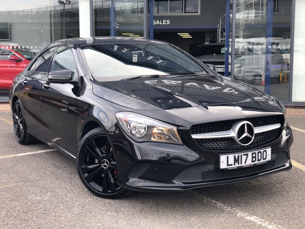 Mercedes-Benz CLA Class 2.1 Cla 200 D Sport Black