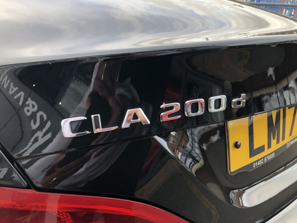 Mercedes-Benz CLA Class Cla 200 D Amg Line Black #11