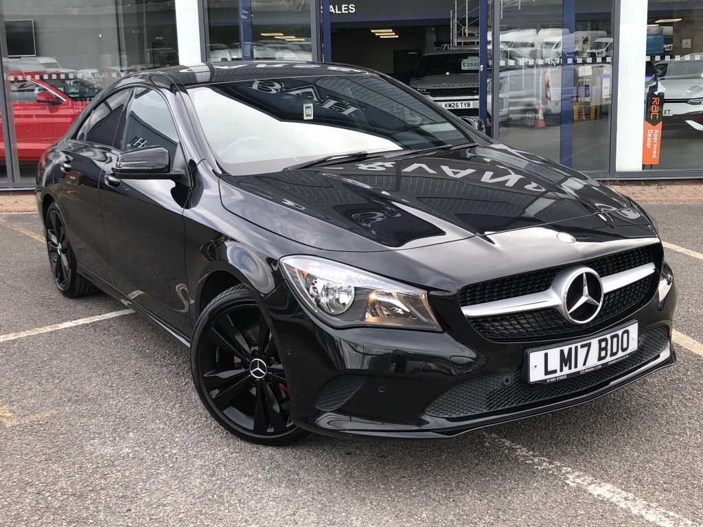 Mercedes-Benz CLA Class 2.1 Cla 200 D Sport Black #3