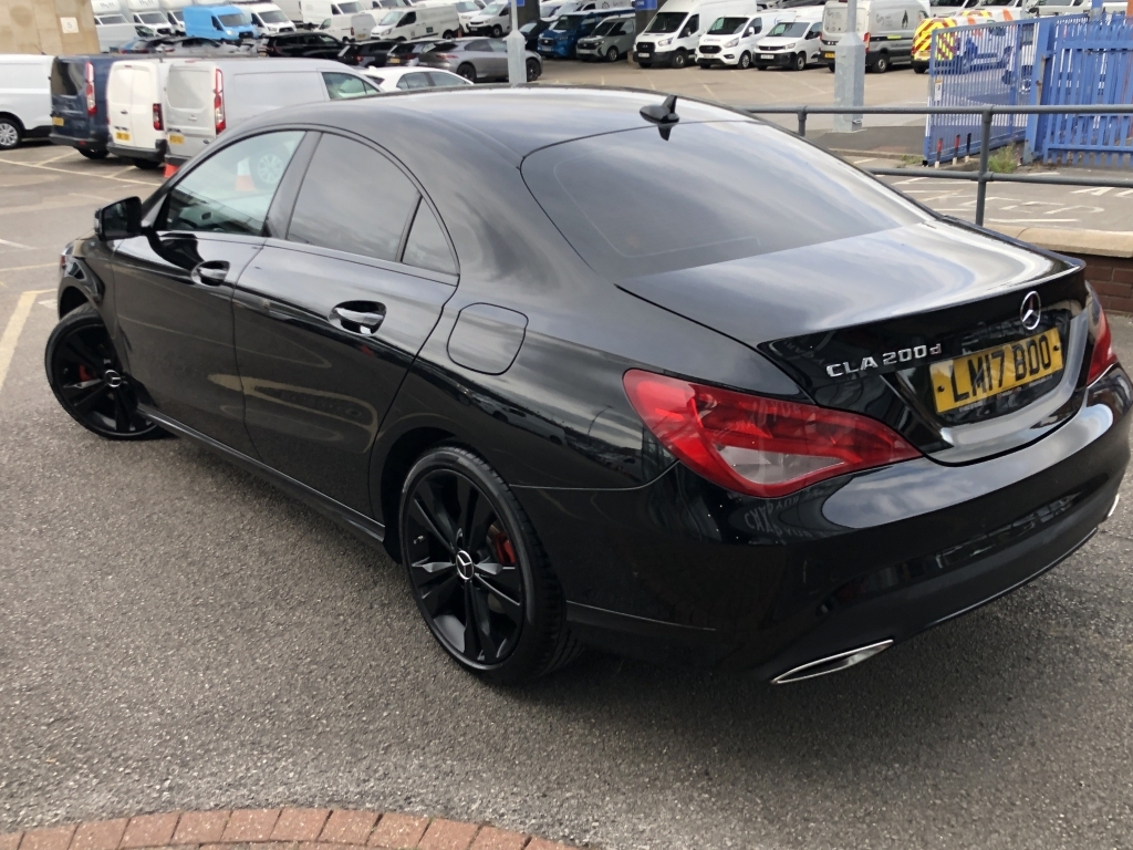 Mercedes-Benz CLA Class Cla 200 D Amg Line Black #14