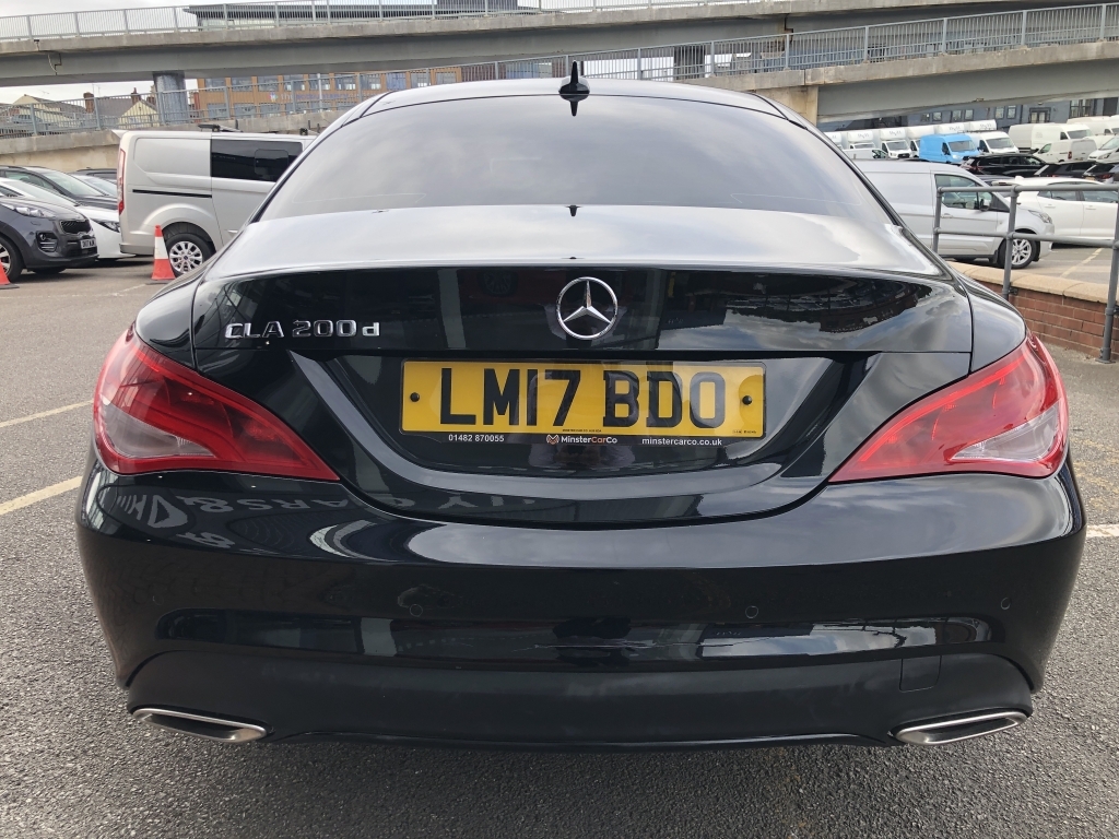 Mercedes-Benz CLA Class Cla 200 D Amg Line Black #12