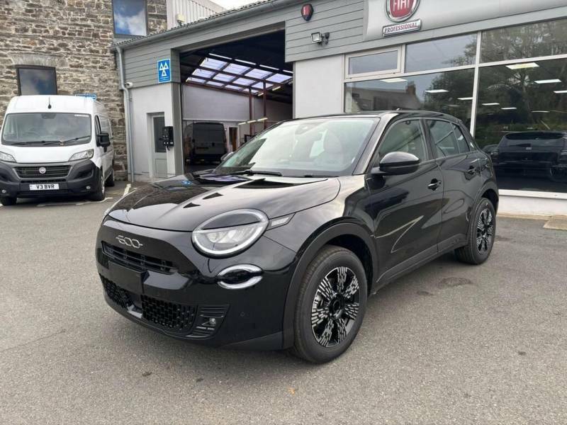 Fiat 600 1.2 136 Hybrid 48V Icon - 2026 26 Black #3
