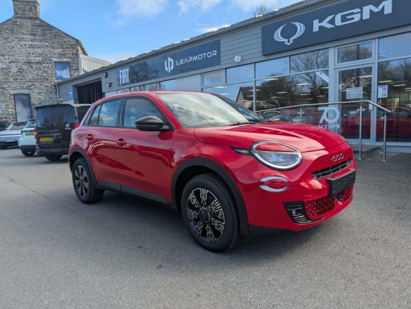 Fiat 600 1.2 100 Hybrid 48V Icon - 2026 26 Red
