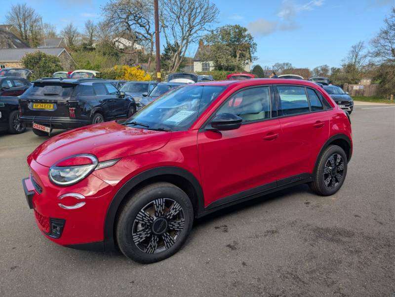 Fiat 600 1.2 100 Hybrid 48V Icon - 2026 26 Red #3