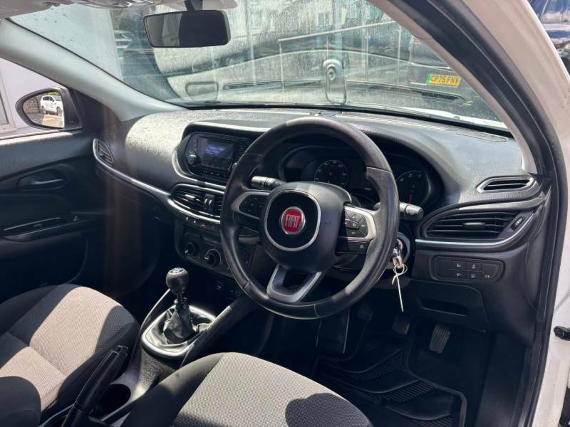 Fiat Tipo 1.4 T-jet 120 Easy Plus Grey #10