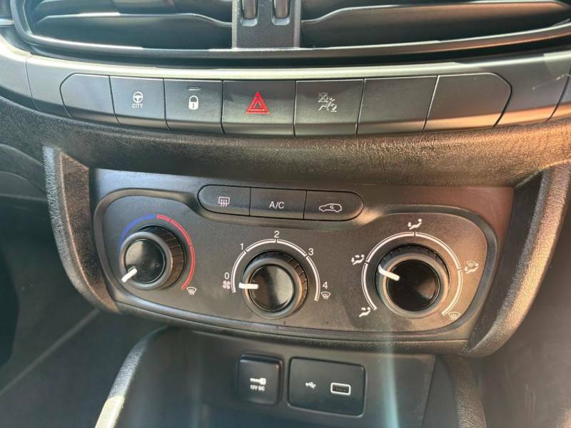 Fiat Tipo 1.4 T-jet 120 Easy Plus Grey #13