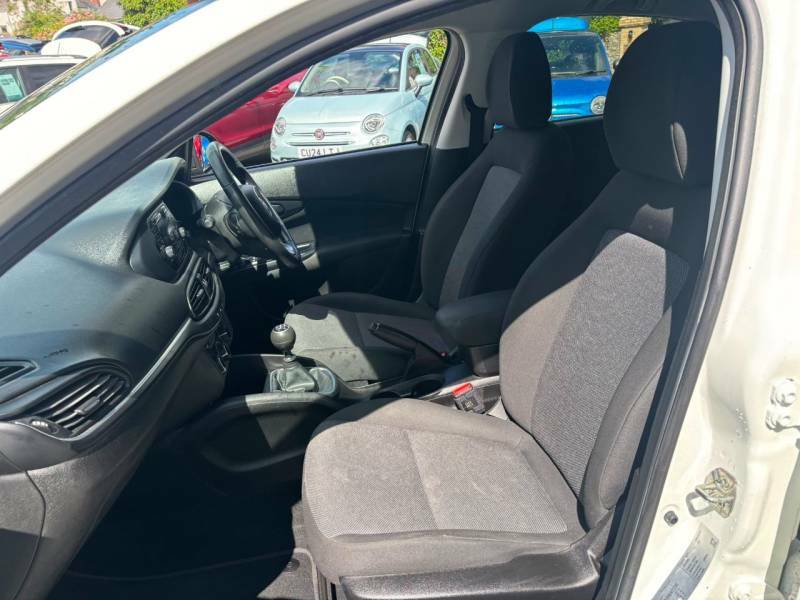 Fiat Tipo 1.4 T-jet 120 Easy Plus Grey #16