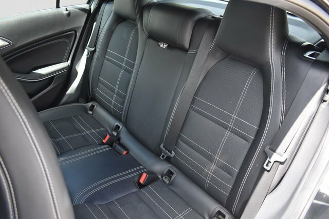 Mercedes-Benz A Class Hatchback 1.6 A200 Amg Sport 7G-dct Euro 6 Ss 5 Silver #27