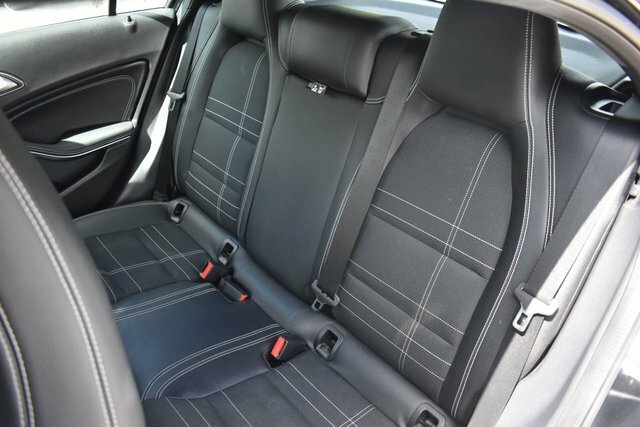 Mercedes-Benz A Class Hatchback 1.6 A200 Amg Sport 7G-dct Euro 6 Ss 5 Silver #29