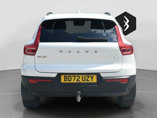 Volvo XC40 1.5H T5 Recharge 10.7Kwh Ultimate Dark Suv Pet White #4