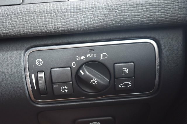 Volvo XC60 2.0L D4 Se Lux Nav 178 Bhp White #19
