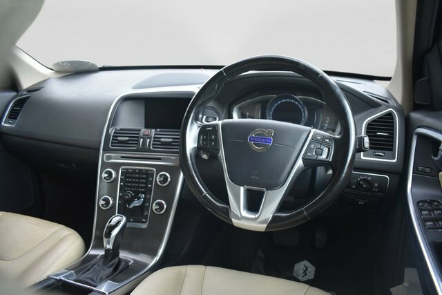 Volvo XC60 2.0L D4 Se Lux Nav 178 Bhp White #11