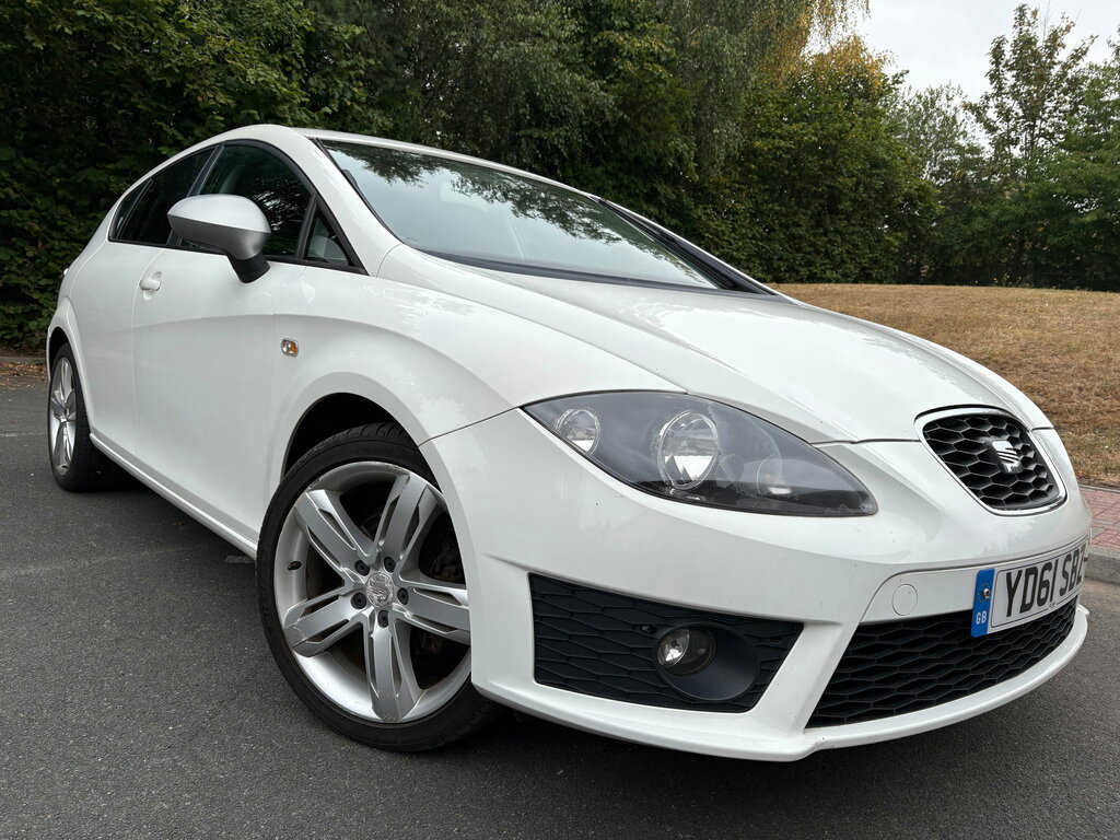 Seat Leon 2.0 Tdi Cr Fr Hatchback Euro 5 White