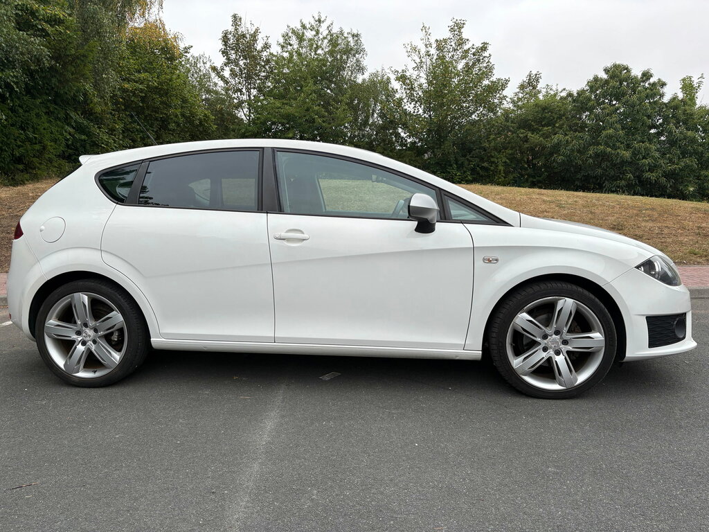 Seat Leon 2.0 Tdi Cr Fr Hatchback Euro 5 White #3