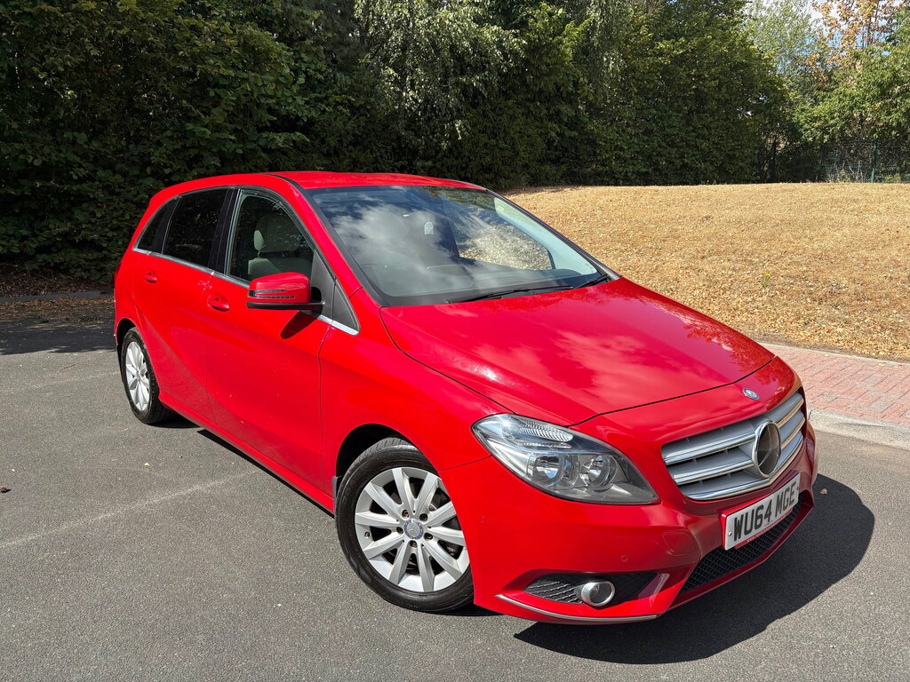 Mercedes-Benz B Class 1.5 B180 Cdi Eco Se Mpv Euro 5 Red #2
