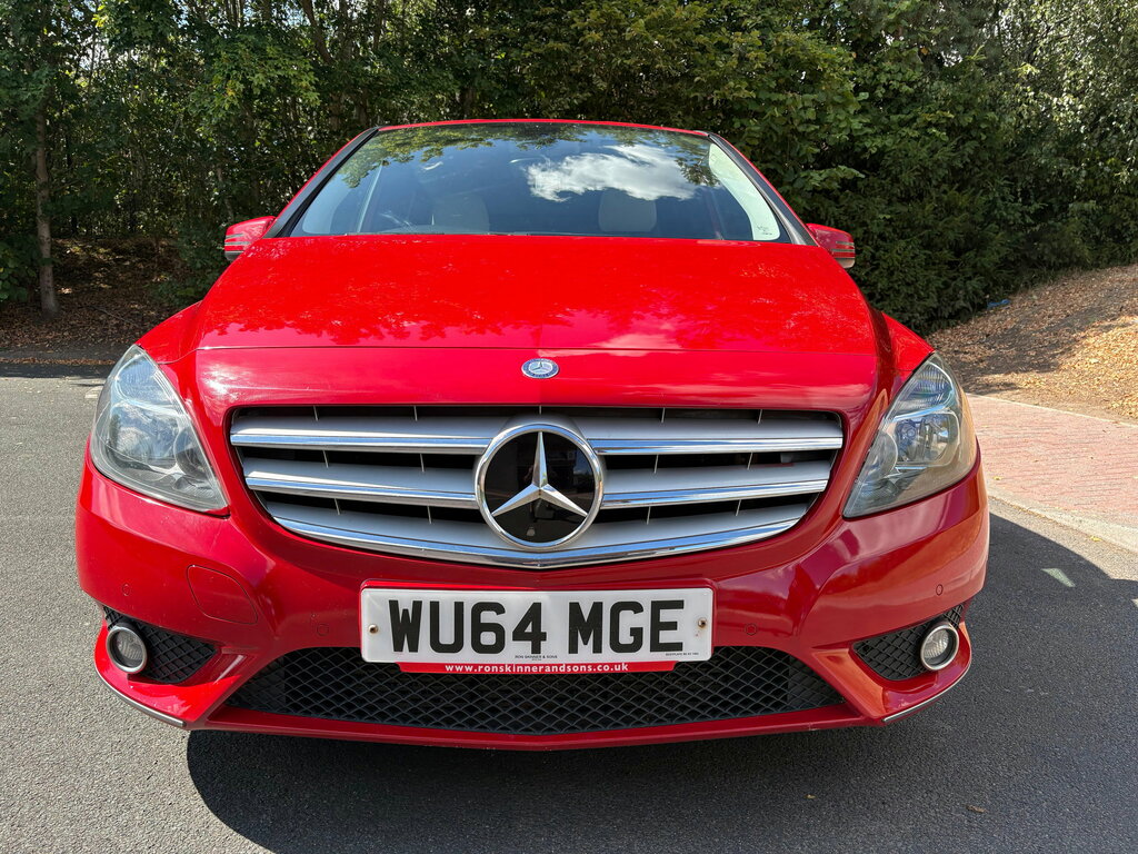 Mercedes-Benz B Class 1.5 B180 Cdi Eco Se Mpv Euro 5 Red #4
