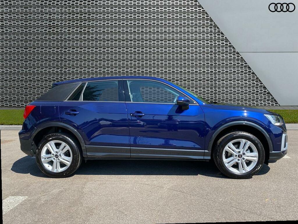 Audi Q2 Sport 30 Tfsi 116 Ps 6-Speed GU75WXG Blue #5