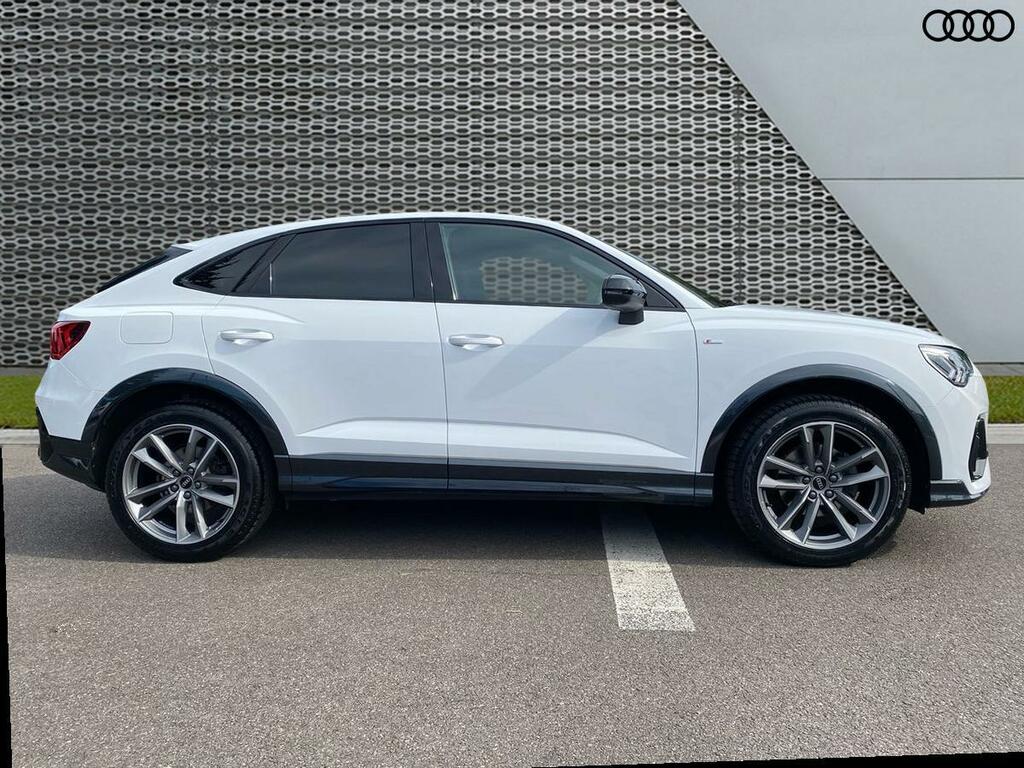 Audi Q3 Black Edition 35 Tfsi 150 Ps S Tronic YM72XHW White #5