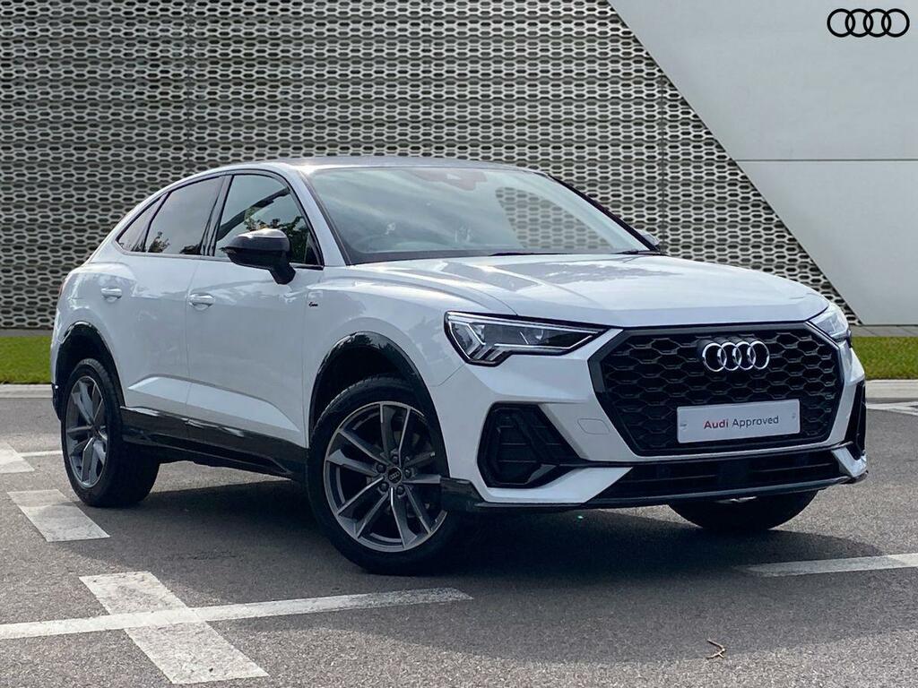 Audi Q3 Black Edition 35 Tfsi 150 Ps S Tronic White