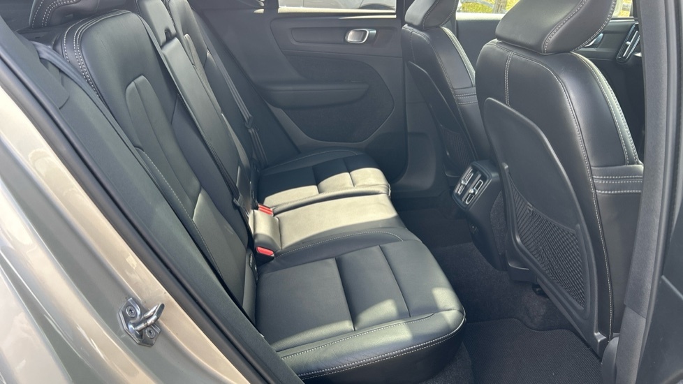 Volvo XC40 D4 Awd Inscription Pro Rare All Wheel D #6