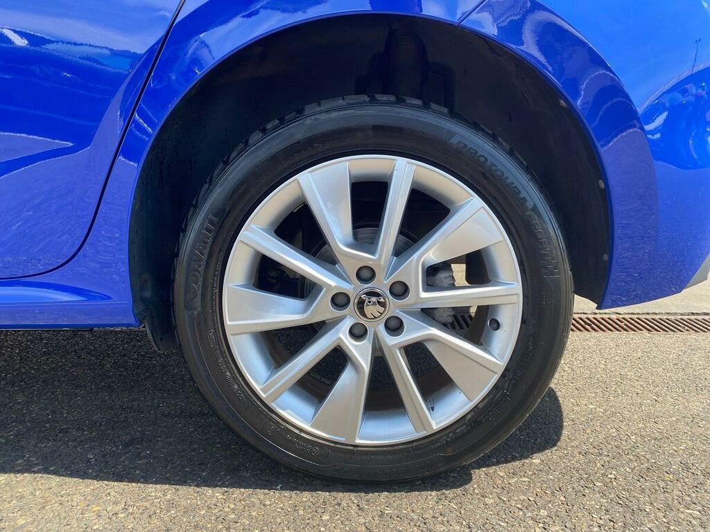 Skoda Kamiq 1.0 Tsi 110 Se Dsg Blue #6