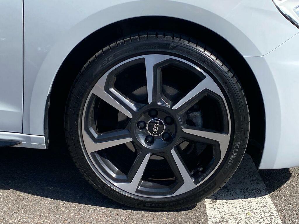 Audi A1 Black Edition 30 Tfsi 110 Ps 6-Speed GX72XMM White #6